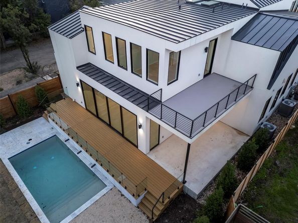 2107 Brackenridge ST 2, Austin TX 78704