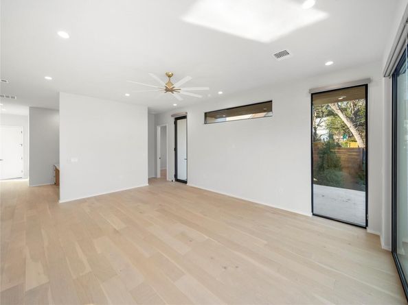 2107 Brackenridge ST 2, Austin TX 78704