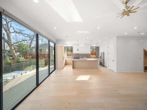 2107 Brackenridge ST 2, Austin TX 78704