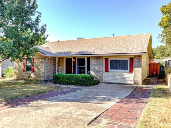 815 Hill Wood DR, Austin TX 78745