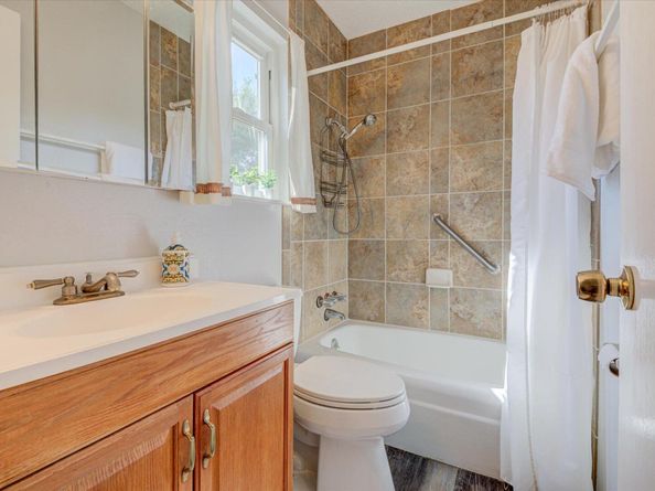 815 Hill Wood DR, Austin TX 78745