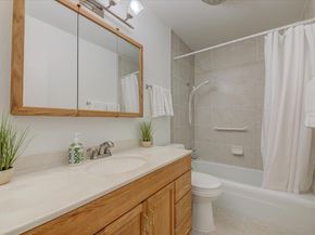 815 Hill Wood DR, Austin TX 78745
