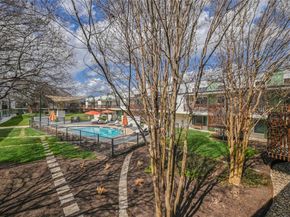 2200 Dickson DR 128, Austin TX 78704