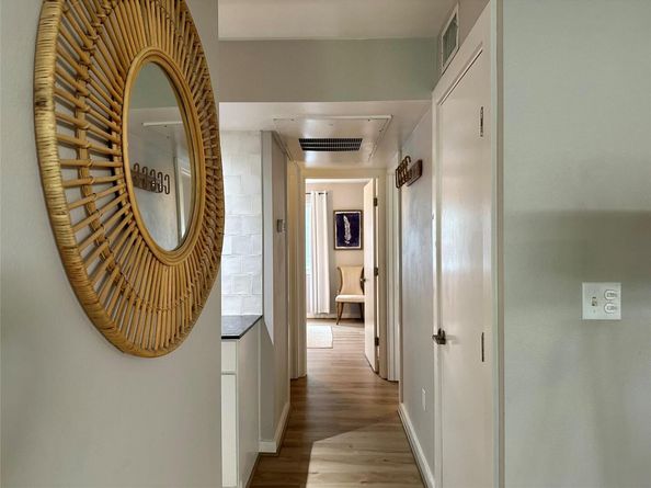 2200 Dickson DR 116, Austin TX 78704