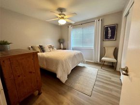 2200 Dickson DR 116, Austin TX 78704