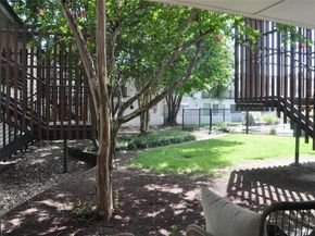 2200 Dickson DR 116, Austin TX 78704