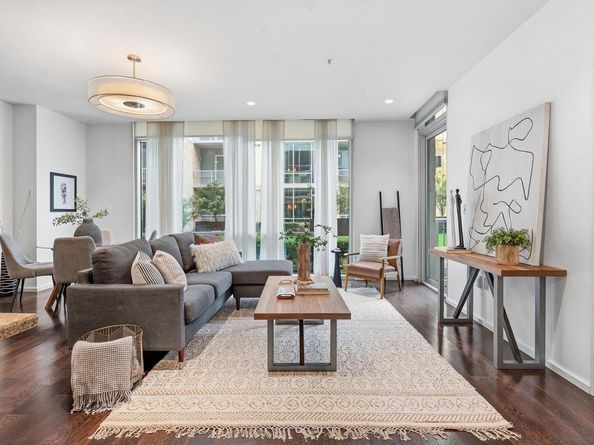 1600 Barton Springs RD 5103, Austin TX 78704