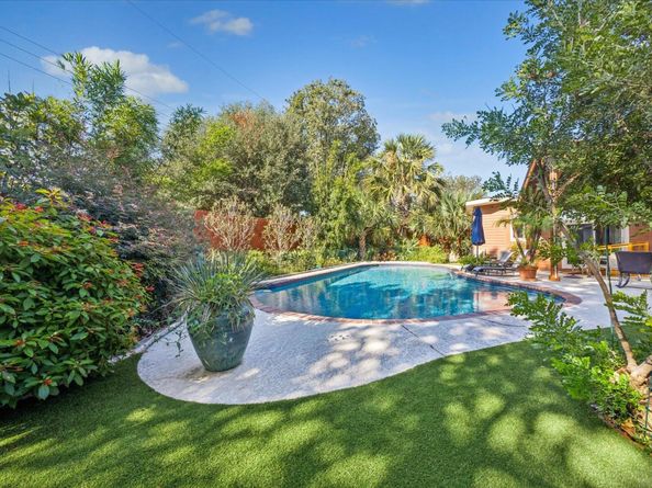 3009 McElroy DR, Austin TX 78757