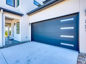 8621 Nina LN, Jonestown TX 78645