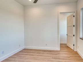 8621 Nina LN, Jonestown TX 78645