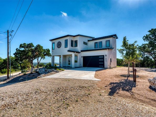 8621 Nina LN, Jonestown TX 78645