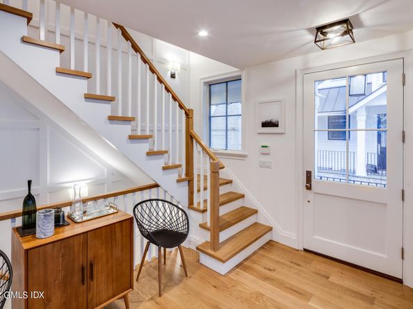 25 Woodland Drive B, Greenwich CT 06830