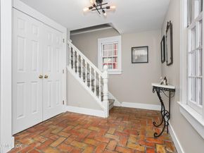 49 Indian Harbor Drive 1, Greenwich CT 06830