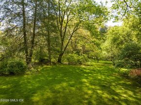 16 Vineyard Lane, Greenwich CT 06831