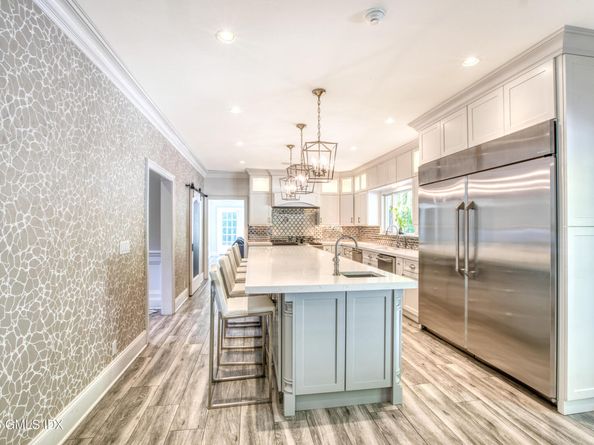 7 Curt Terrace, Greenwich CT 06831