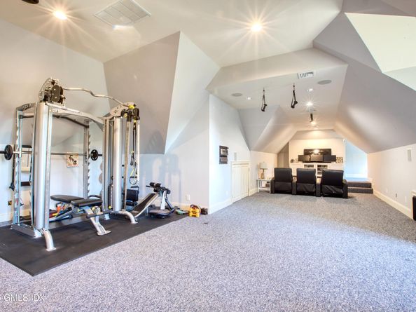 7 Curt Terrace, Greenwich CT 06831