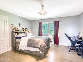7 Curt Terrace, Greenwich CT 06831