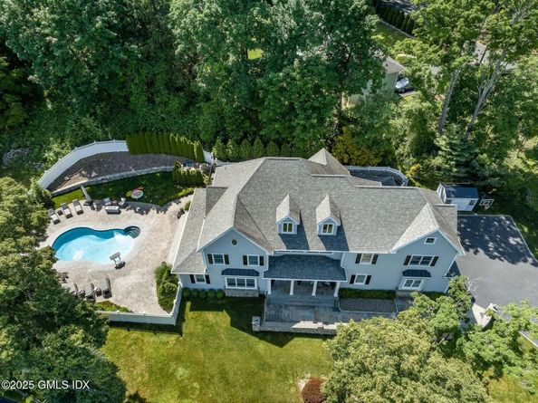 7 Curt Terrace, Greenwich CT 06831