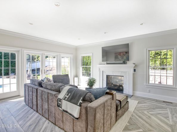 7 Curt Terrace, Greenwich CT 06831