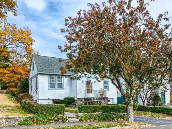30 Sherman Avenue, Greenwich CT 06830