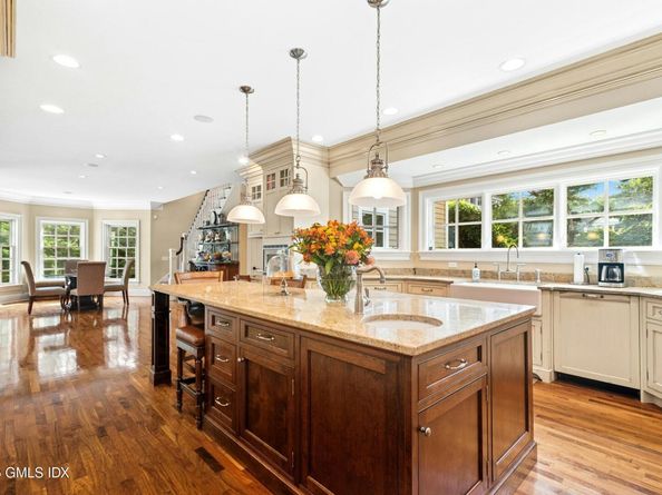 76 Lords Highway, Weston CT 06883