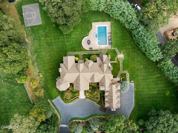 76 Lords Highway, Weston CT 06883