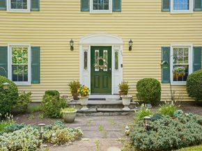 239 E Hunting Ridge Road, Stamford CT 06903
