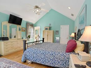 239 E Hunting Ridge Road, Stamford CT 06903