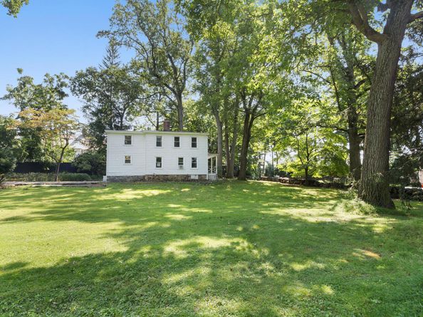33 Parsonage Road, Greenwich CT 06830
