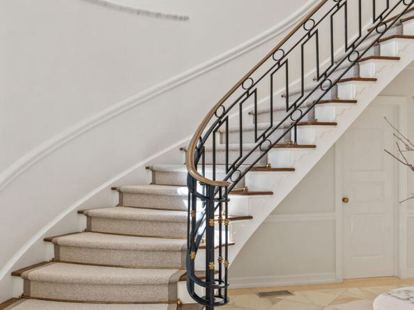 41 Baldwin Farms South, Greenwich CT 06831