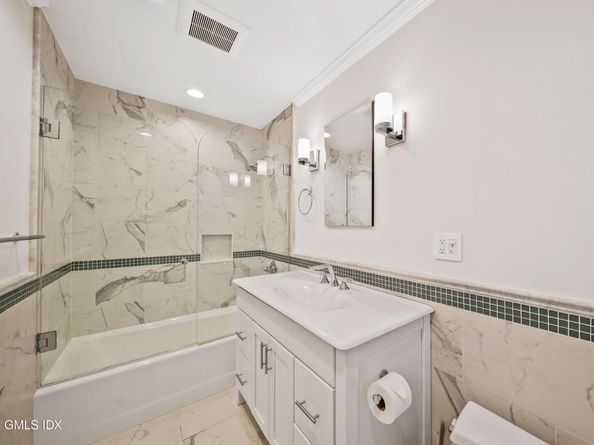 41 Baldwin Farms South, Greenwich CT 06831