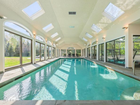 21 Calhoun Drive, Greenwich CT 06831