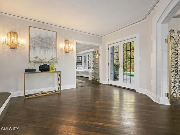 21 Calhoun Drive, Greenwich CT 06831