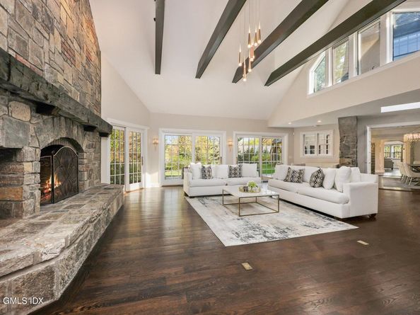 21 Calhoun Drive, Greenwich CT 06831