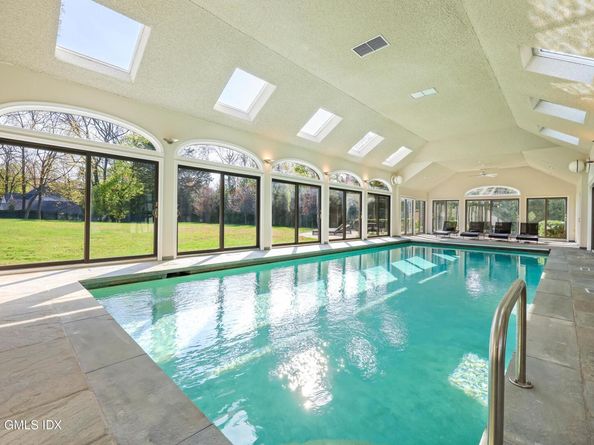 21 Calhoun Drive, Greenwich CT 06831