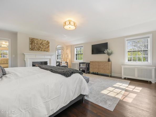 21 Calhoun Drive, Greenwich CT 06831