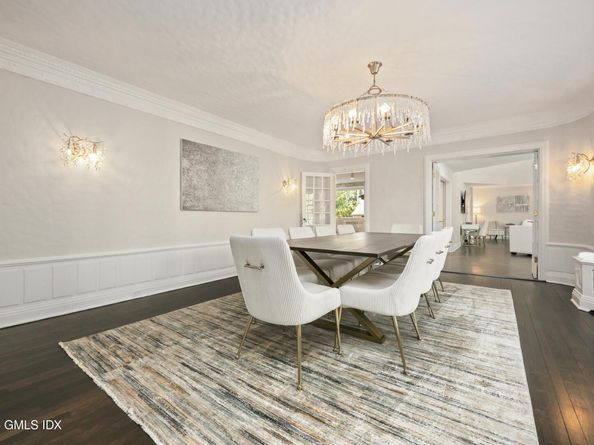 21 Calhoun Drive, Greenwich CT 06831