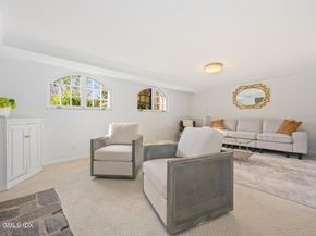 21 Calhoun Drive, Greenwich CT 06831
