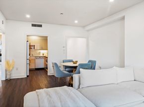 208 Shearwater Ct West 37, Jersey City NJ 07305