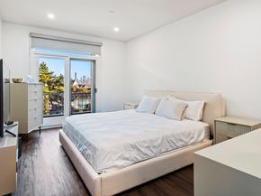 208 Shearwater Ct West 37, Jersey City NJ 07305