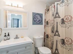 101 Shearwater Ct East 28, Jersey City NJ 07305