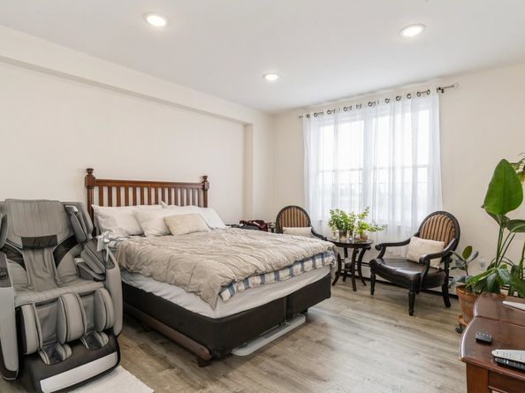 101 Shearwater Ct East 28, Jersey City NJ 07305