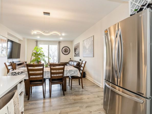 101 Shearwater Ct East 28, Jersey City NJ 07305