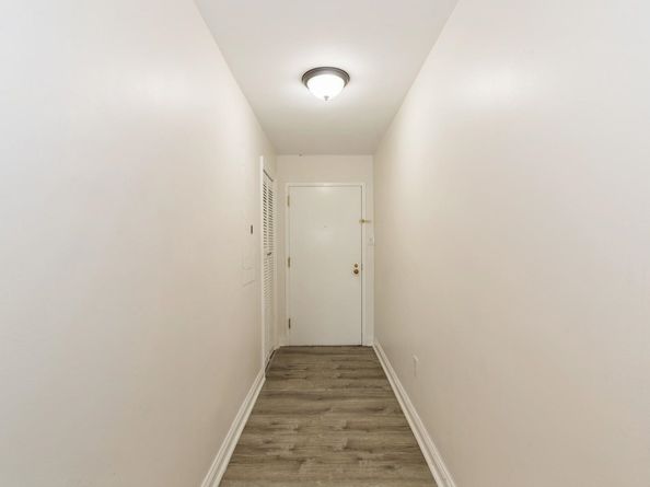 101 Shearwater Ct East 28, Jersey City NJ 07305
