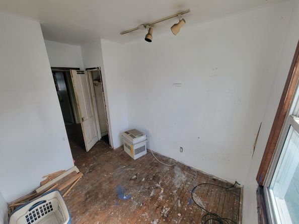 39 W 40th St, Bayonne NJ 07002
