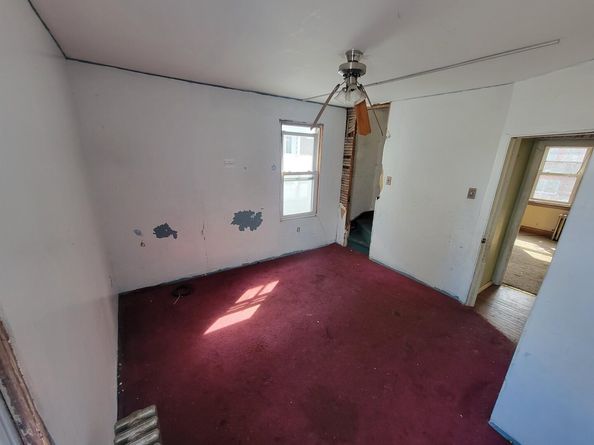 39 W 40th St, Bayonne NJ 07002