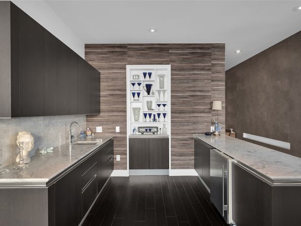 2727 Kirby Drive 19L, Houston TX 77098