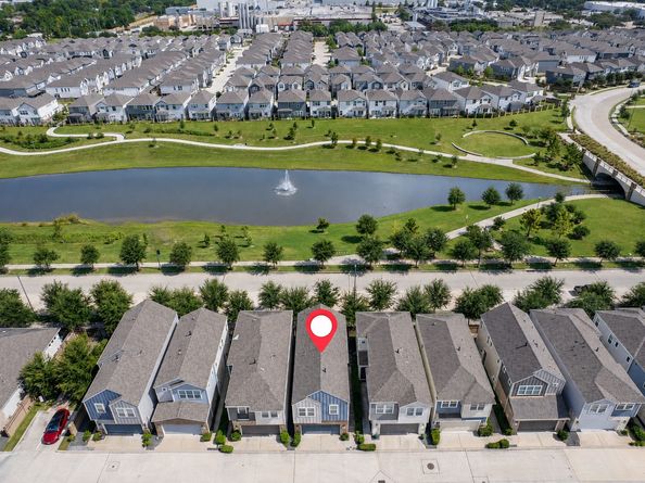10008 Waving Grain Lane, Houston TX 77080