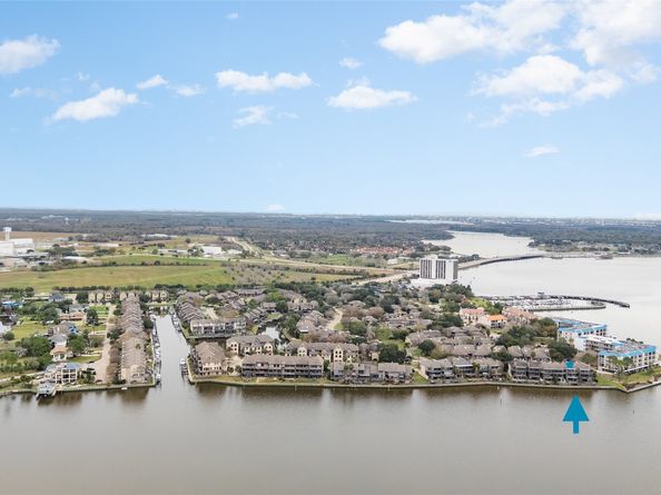 2818 Lighthouse Drive, Houston TX 77058