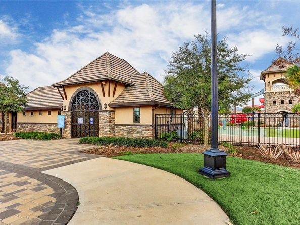 5211 Emerald Trace Court, Sugar Land TX 77479